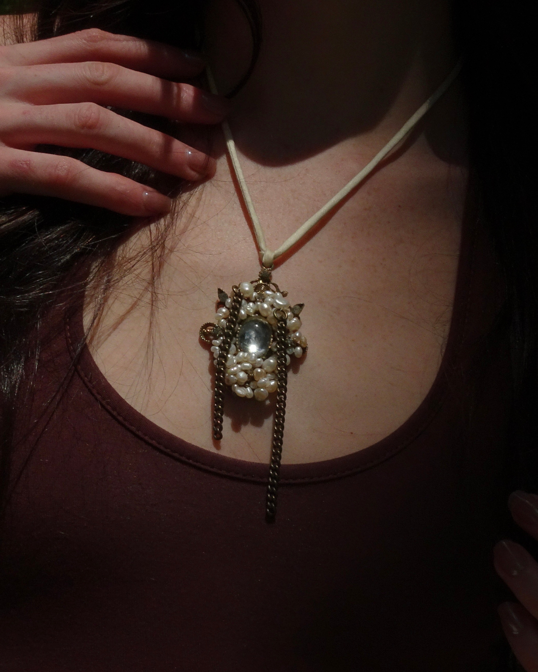 Mirrored Pearl Pendant Necklace