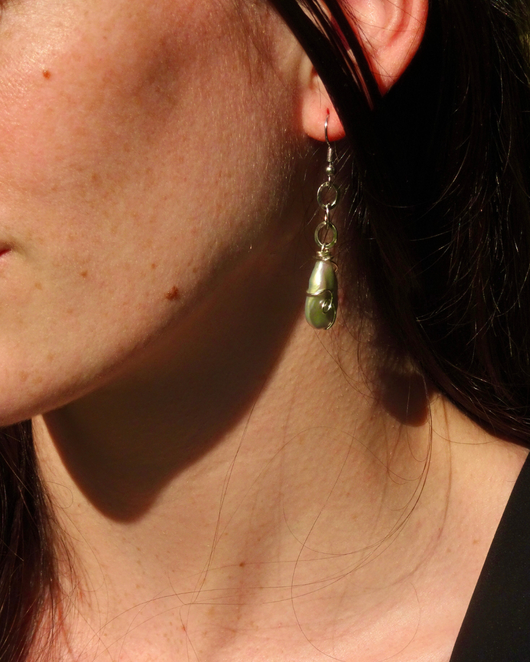 Single Pearl Dangle Earring