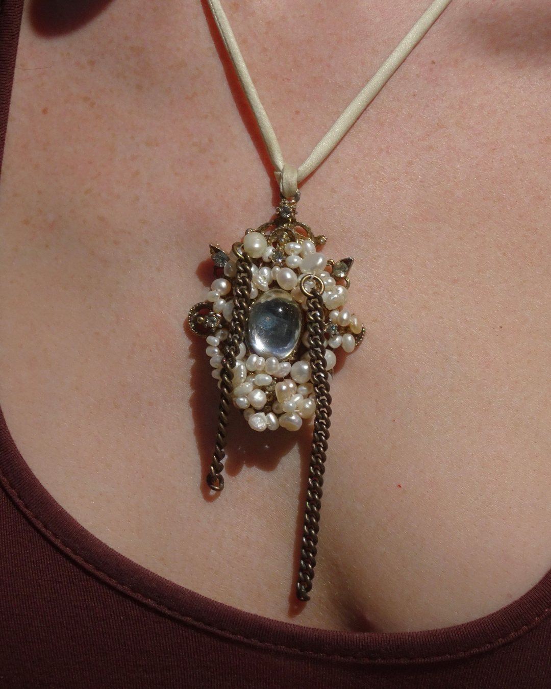 Mirrored Pearl Pendant Necklace